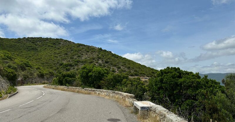 petite route en Corse